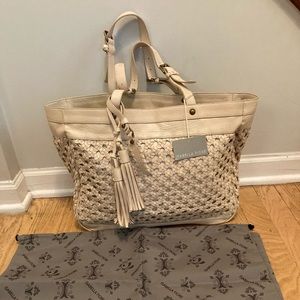 NWT Isabella Fiore cream purse